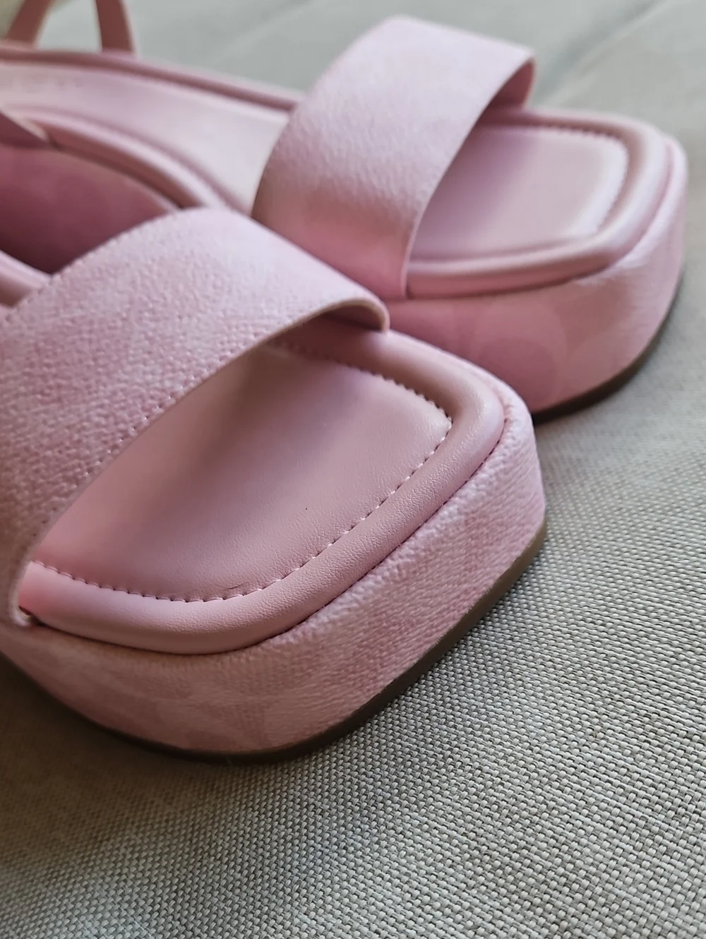 COACH Gale Wedge Platform Sandals In Pink Lyst Signature Canvas, Size 9.5